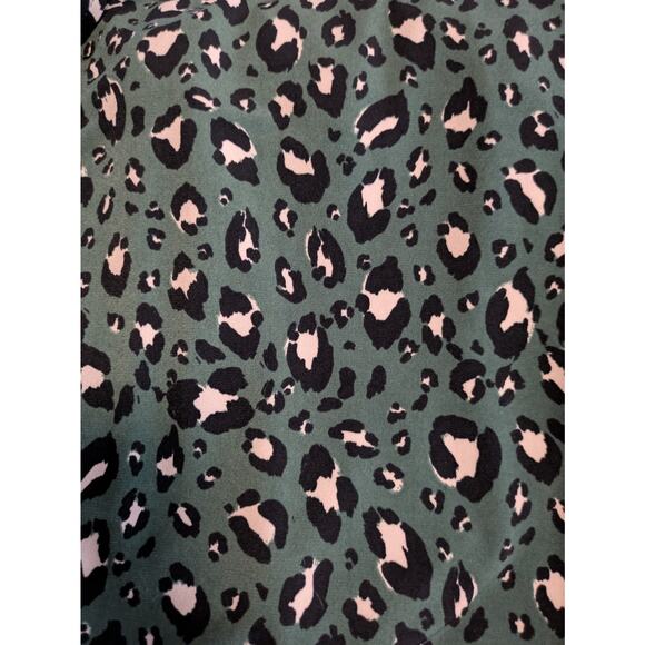 Torrid Studio Knit Hi-Low Midi Length Sleeveless Dress Green Leopard - Picture 8 of 8